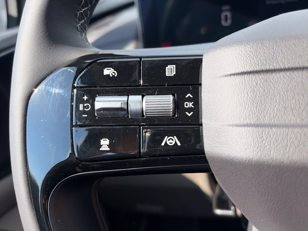 2027 Kia Carnival LX