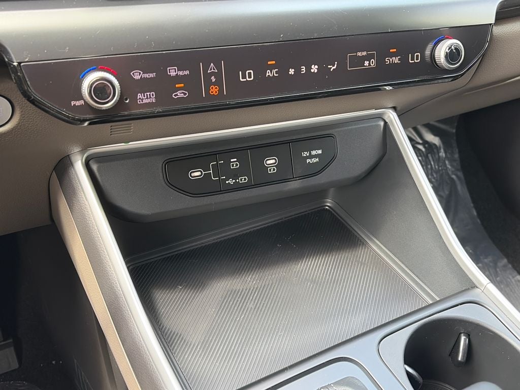 2026 Kia Carnival LXS