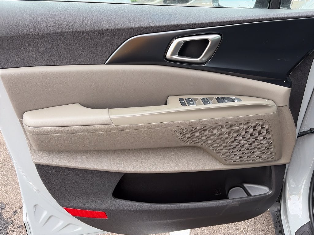 2027 Kia Carnival LXS