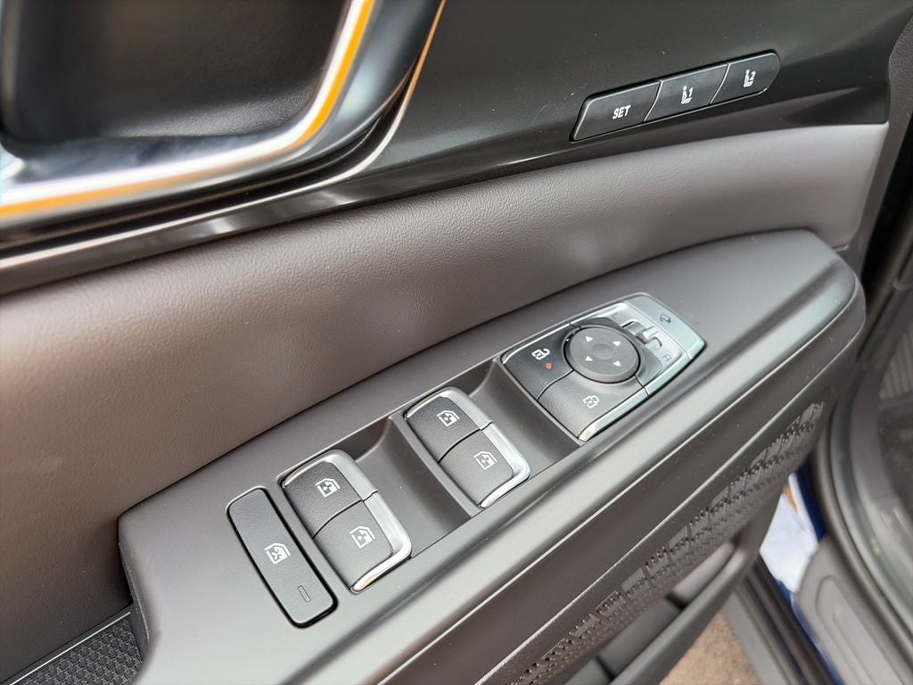 2027 Kia Carnival Hybrid EX