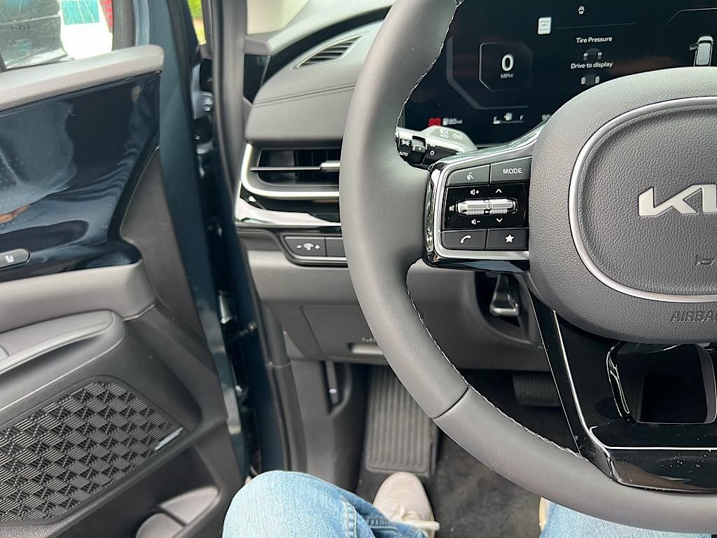 2026 Kia Carnival SX