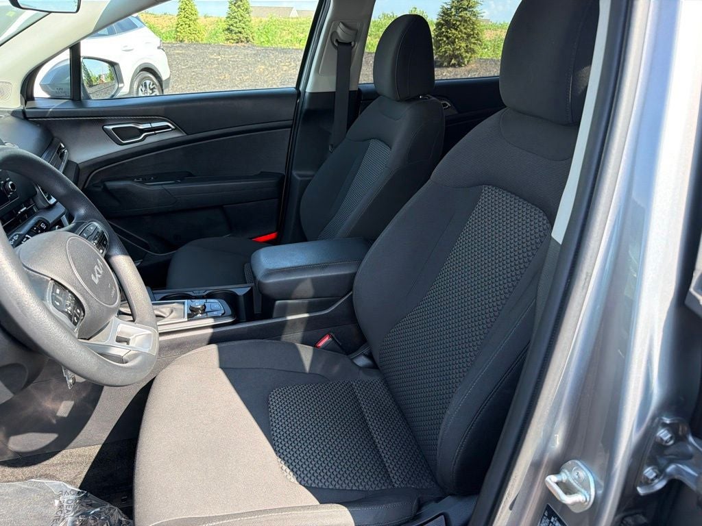 2024 Kia Sportage LX