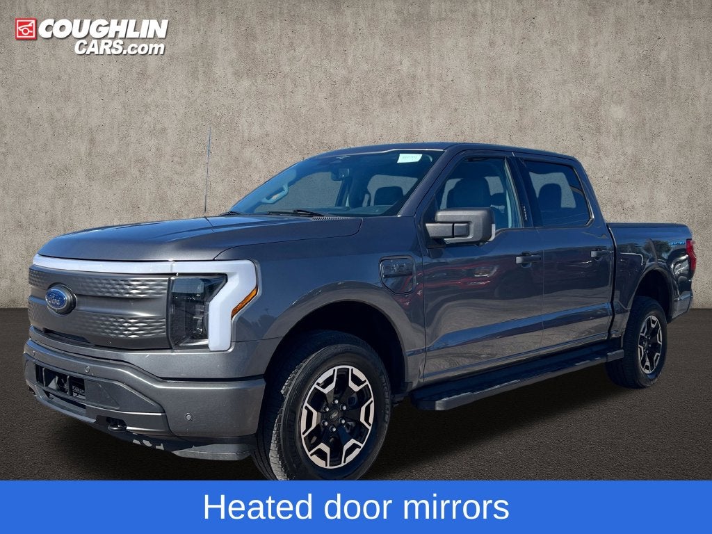 2023 Ford F-150 Lightning XLT