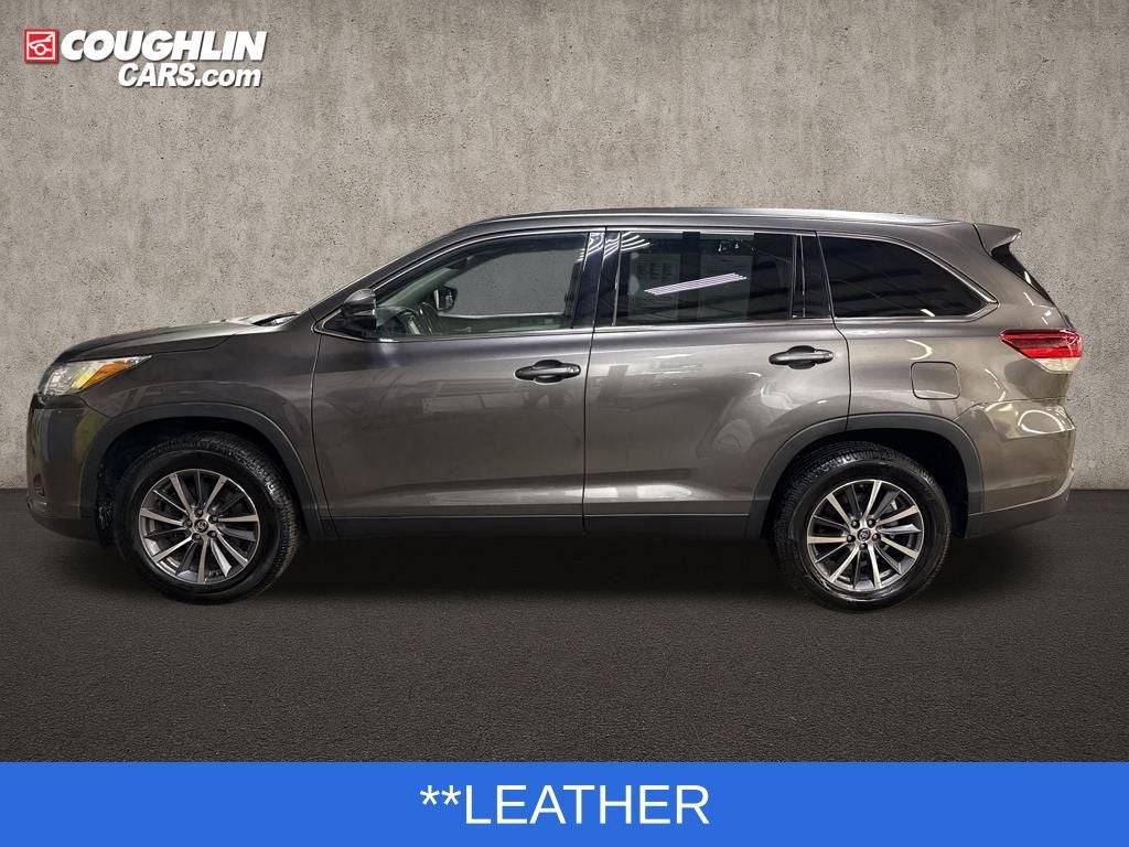 2019 Toyota Highlander SE