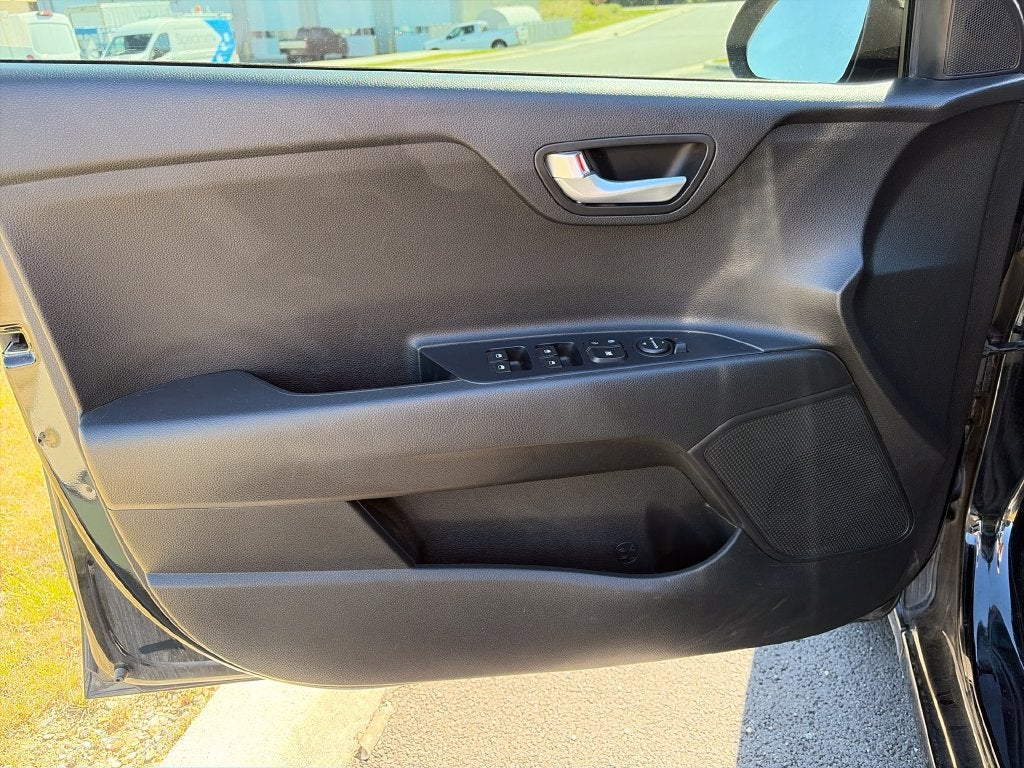 2022 Kia Rio LX