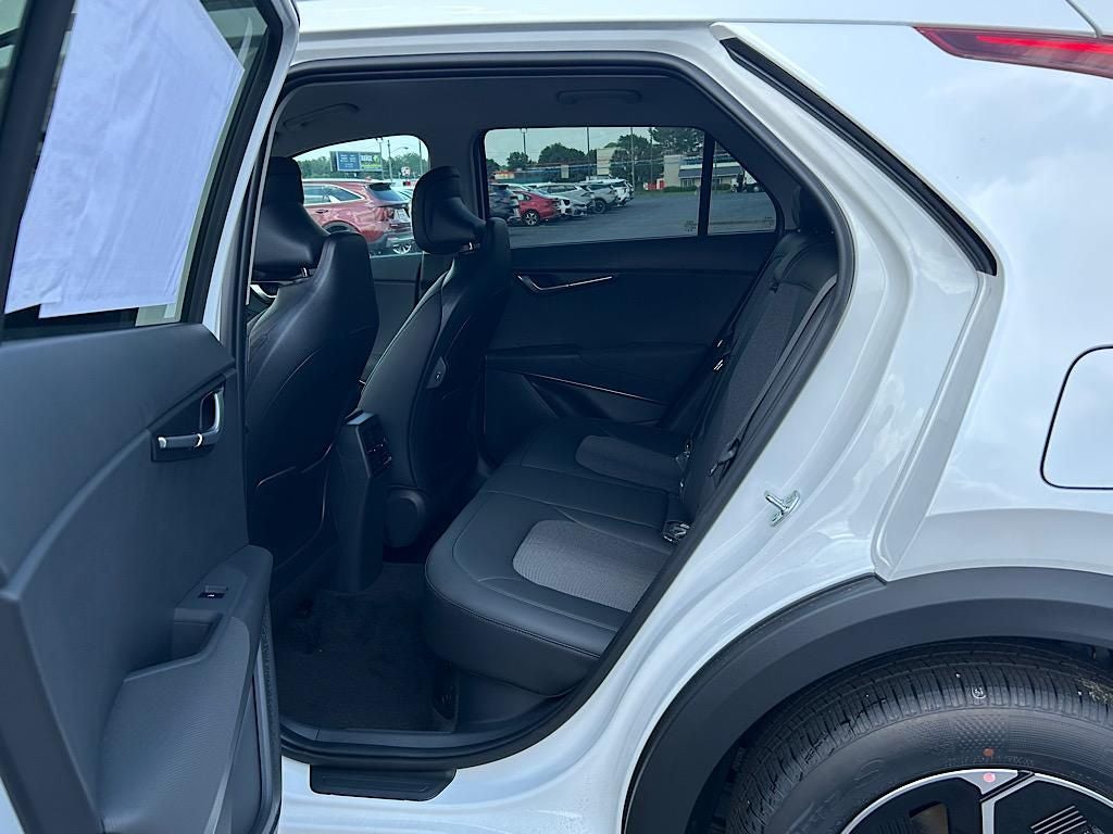 2025 Kia Niro EX