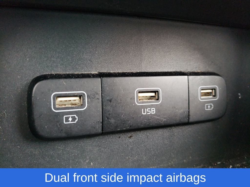 2022 Kia Carnival LXS