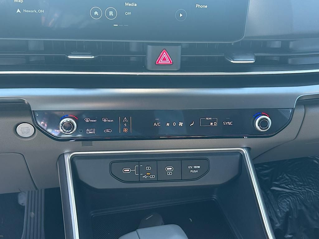 2026 Kia Carnival LXS