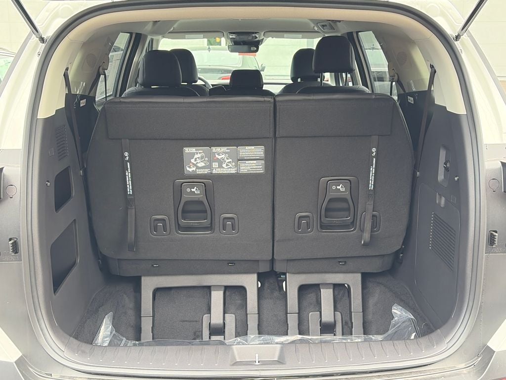 2026 Kia Carnival Base