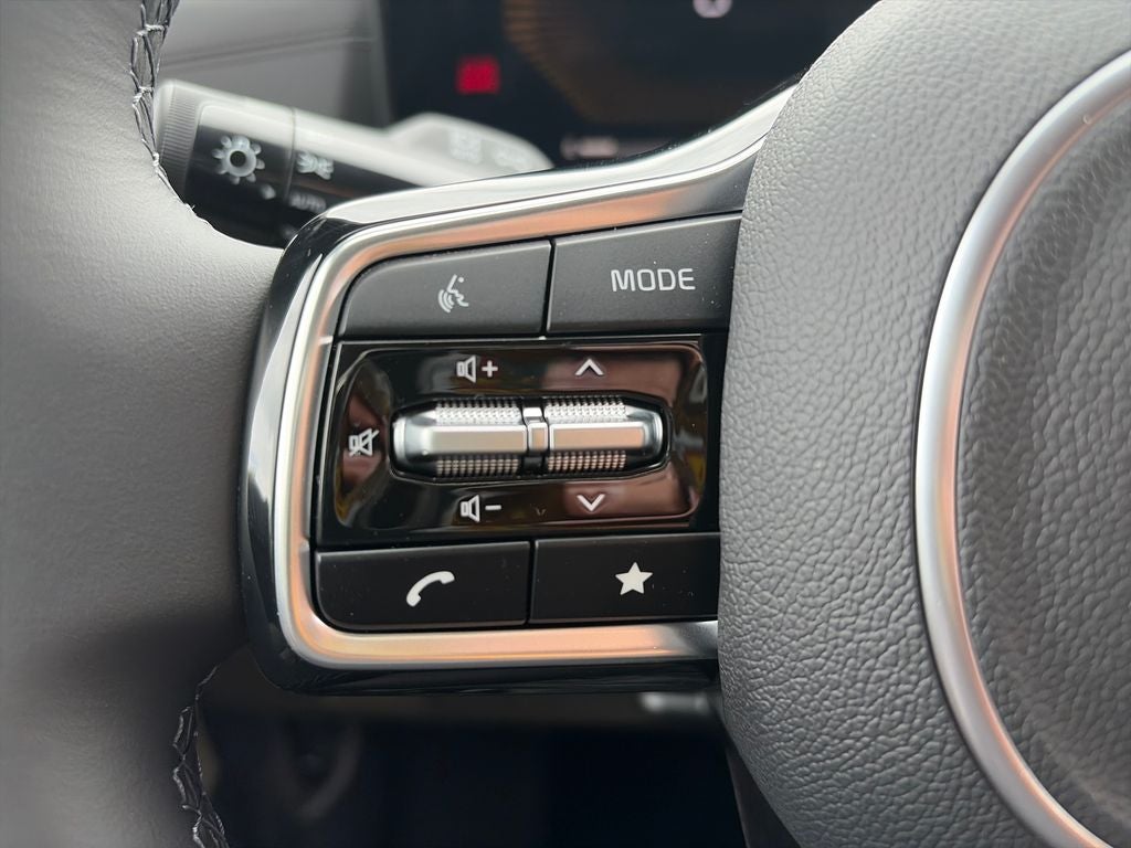 2026 Kia Carnival Base