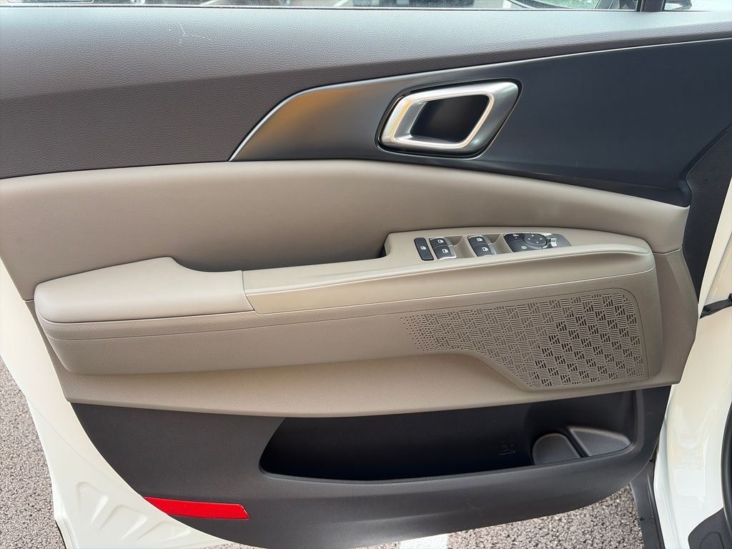 2026 Kia Carnival Base