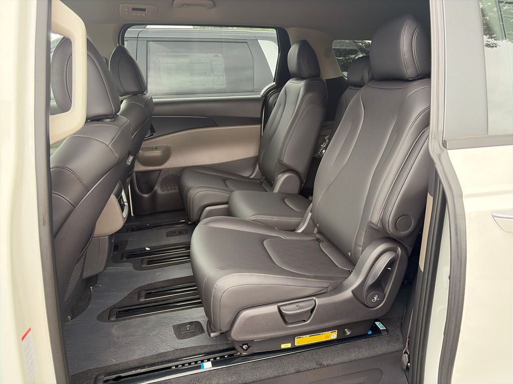 2026 Kia Carnival Base