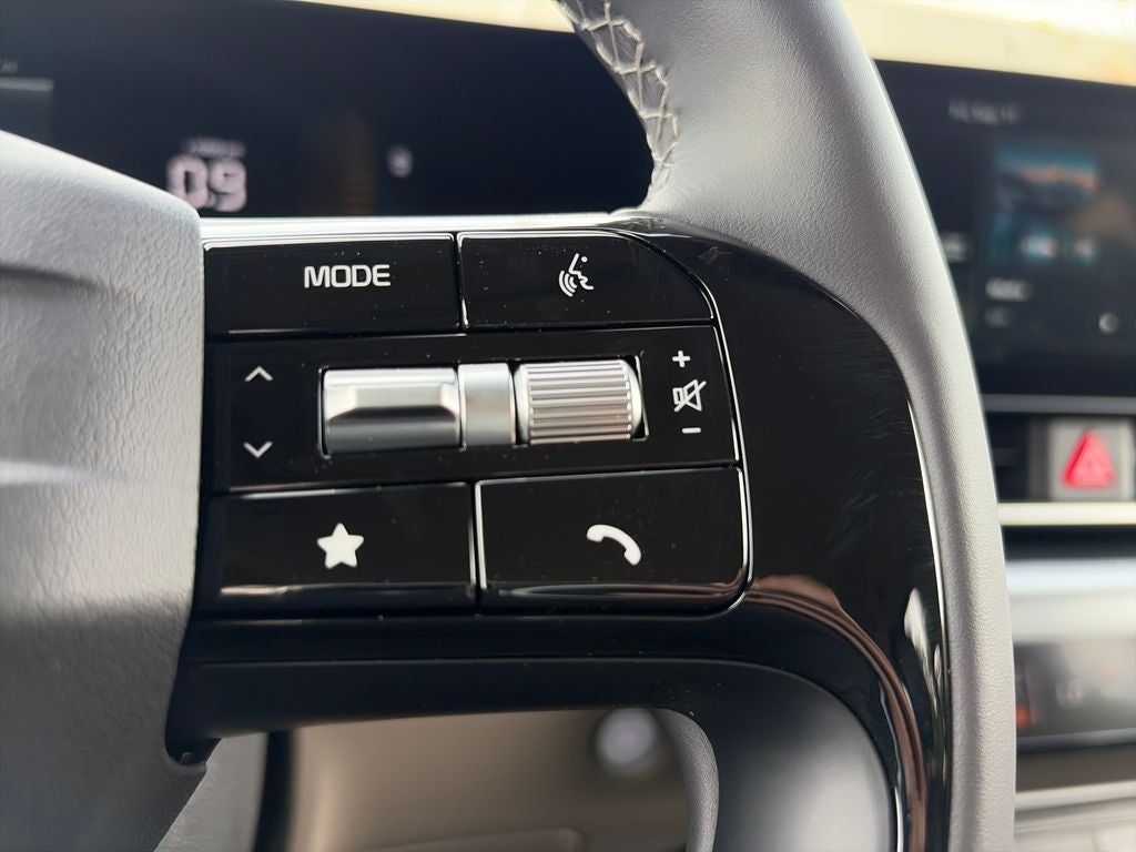 2027 Kia Carnival LXS