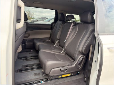 2027 Kia Carnival LXS