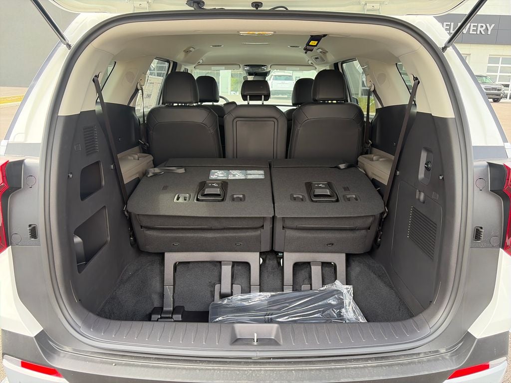 2027 Kia Carnival LXS