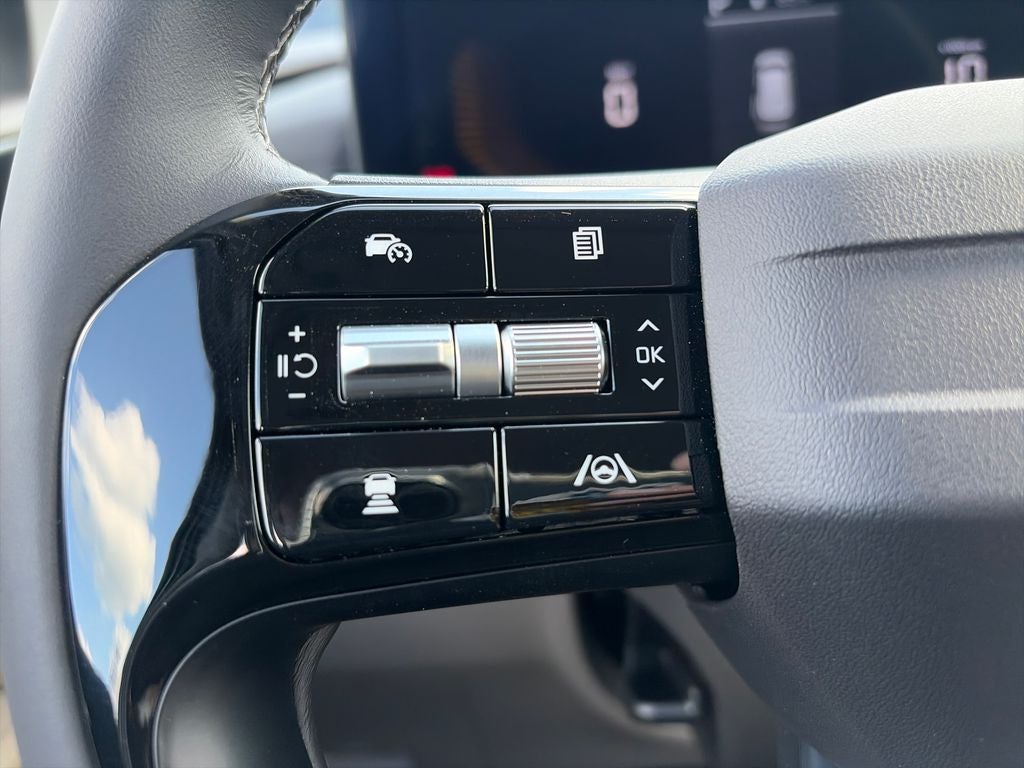2027 Kia Carnival LXS