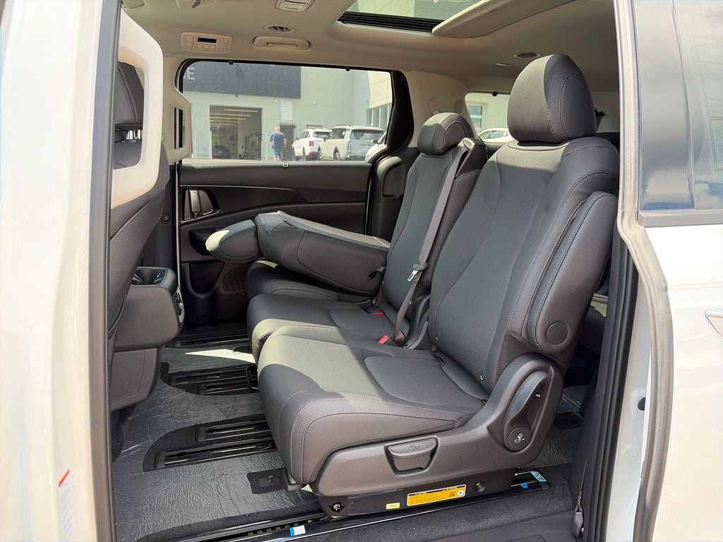 2027 Kia Carnival SX Prestige