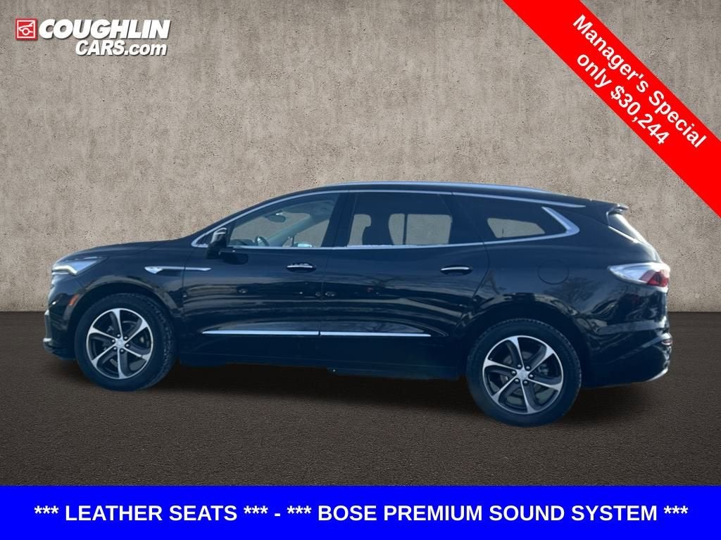 2022 Buick Enclave Essence