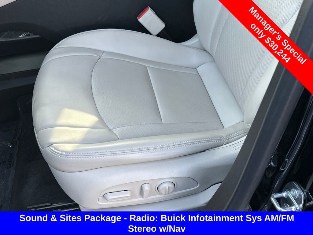 2022 Buick Enclave Essence