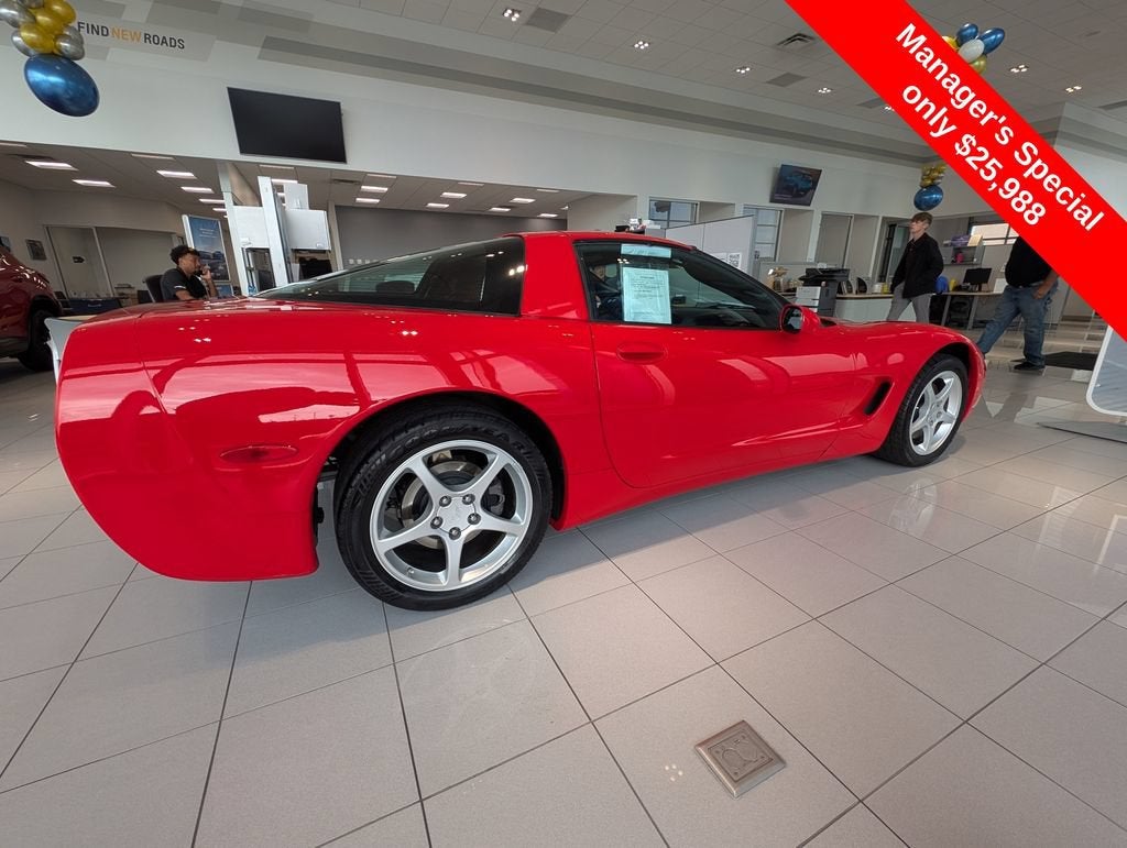 2004 Chevrolet Corvette Base