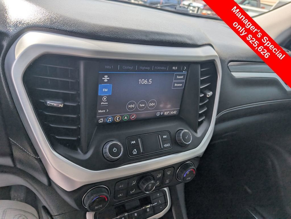2023 GMC Acadia SLT