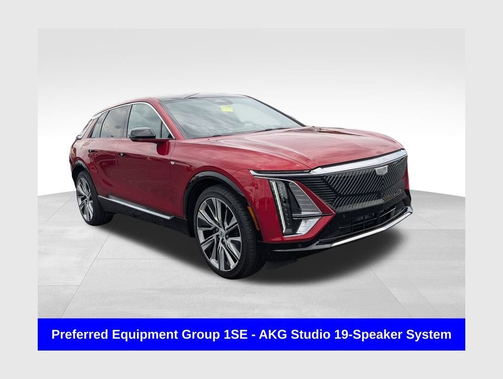 2025 Cadillac LYRIQ Luxury 3