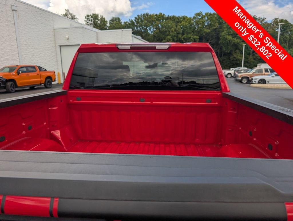 2023 Chevrolet Silverado 1500 Custom