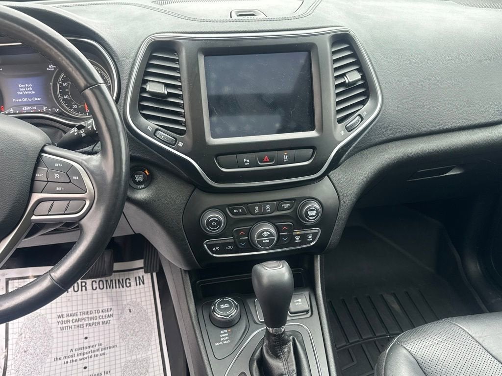 2021 Jeep Cherokee Latitude Lux