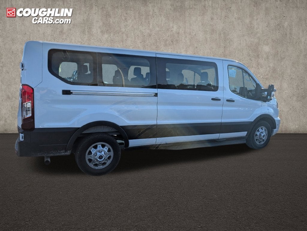 2026 Ford Transit Passenger Wagon XL