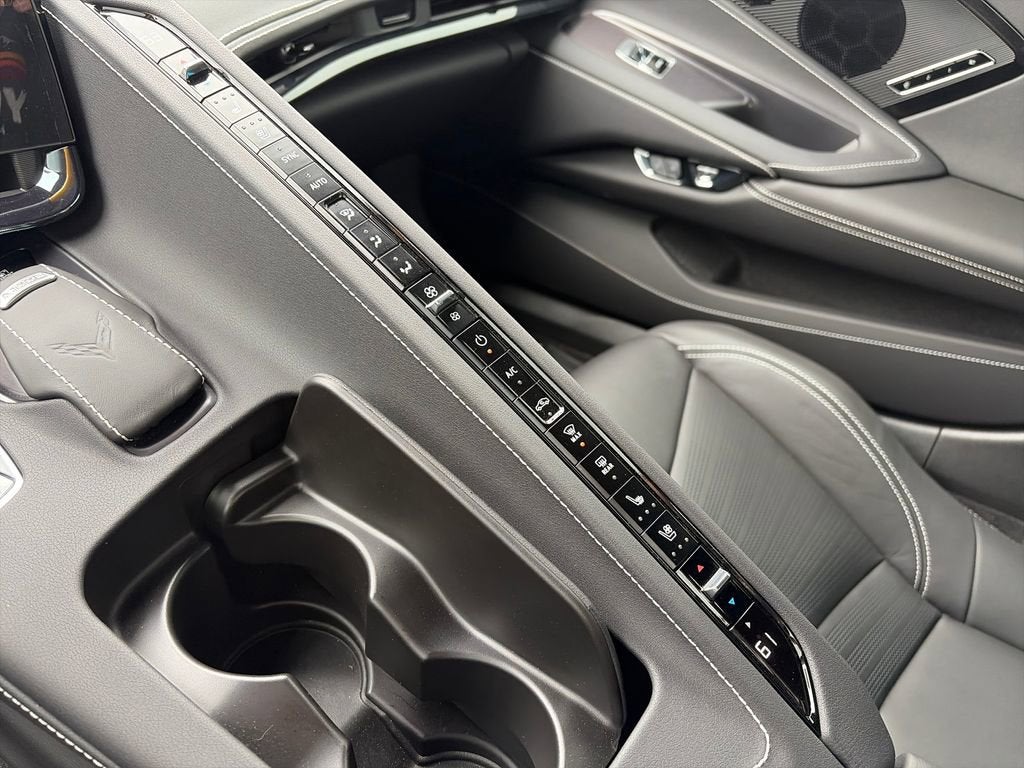 2025 Chevrolet Corvette Stingray 2LT