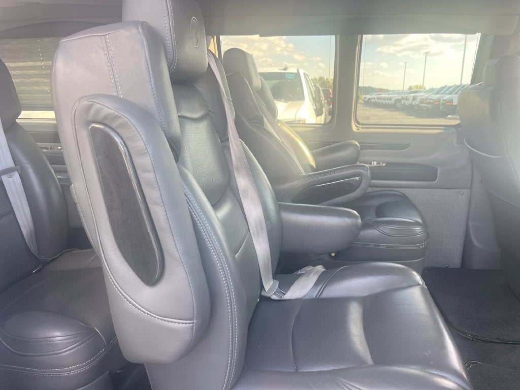 2023 Chevrolet Express Cargo 2500 1WT