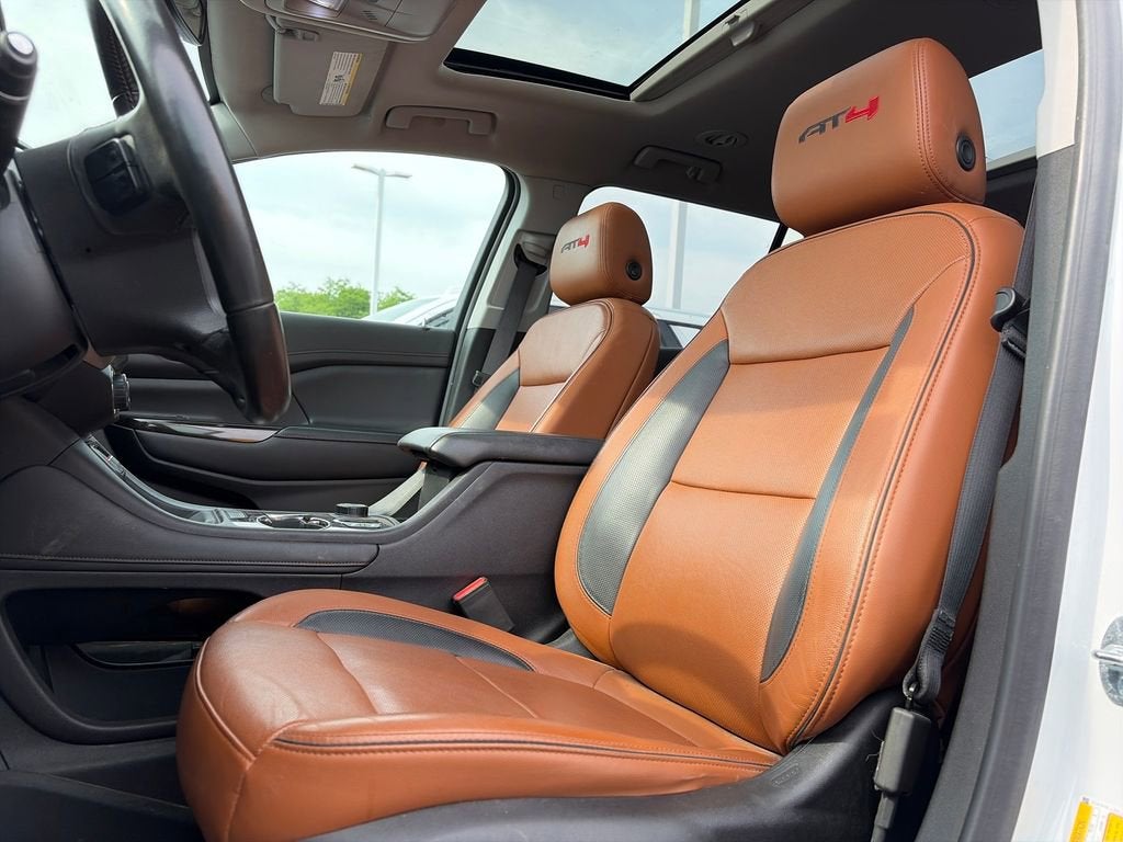 2020 GMC Acadia AT4