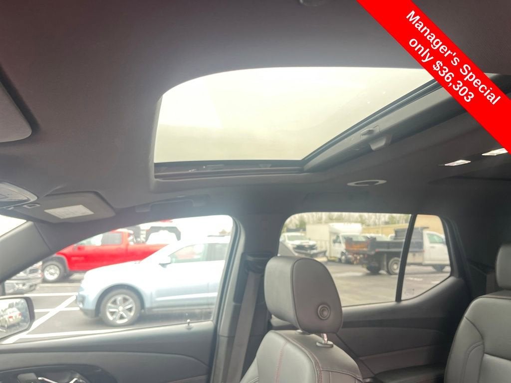 2023 Chevrolet Traverse RS