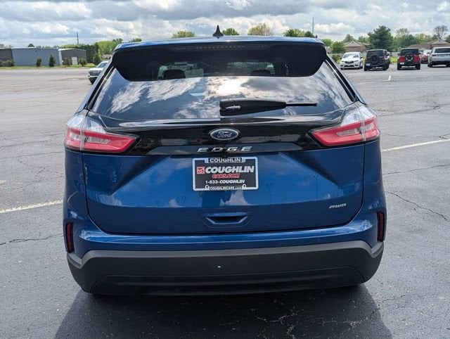 2022 Ford Edge SE